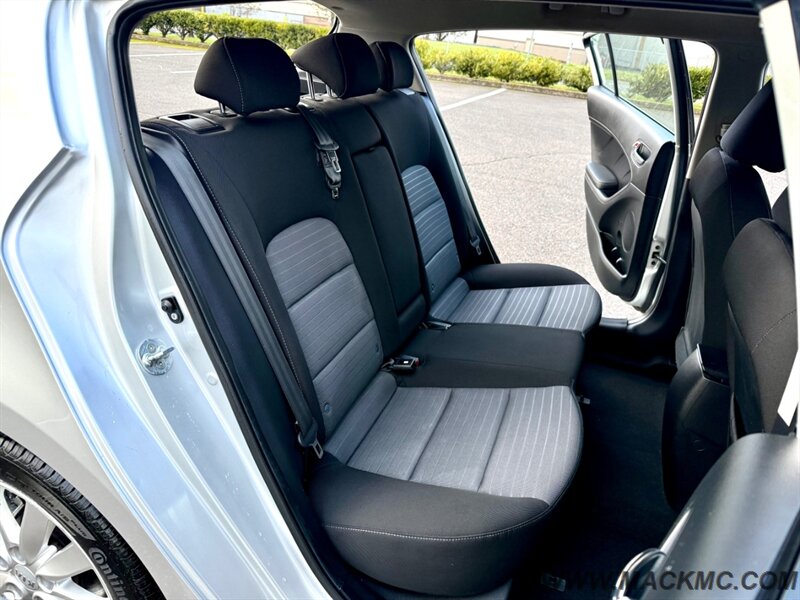 2014 Kia Forte5 EX Hatch Automatic 1-owner   - Photo 19 - Hillsboro, OR 97123