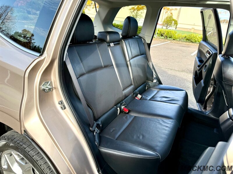 2016 Subaru Forester 2.5i Touring Pano Roof Leather Heated Seats Navi - Photo 14 - Hillsboro, OR 97123