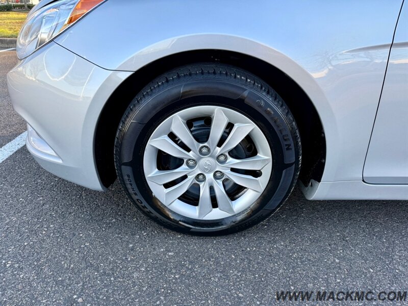 2011 Hyundai SONATA GLS   - Photo 5 - Hillsboro, OR 97123