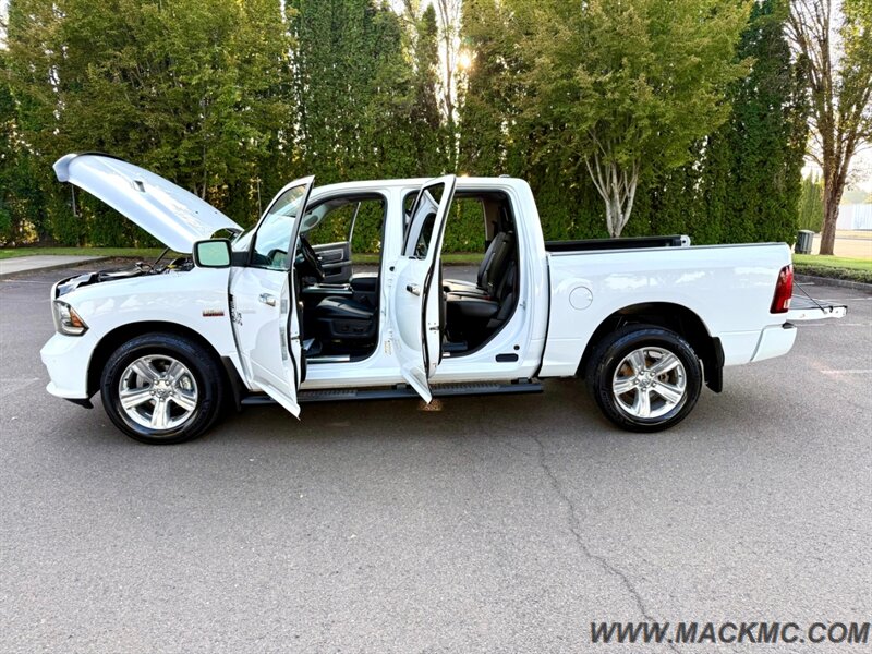 2017 RAM 1500 Sport Crew Cab 4X4 Leather Nav Tow PKG - Photo 36 - Hillsboro, OR 97123