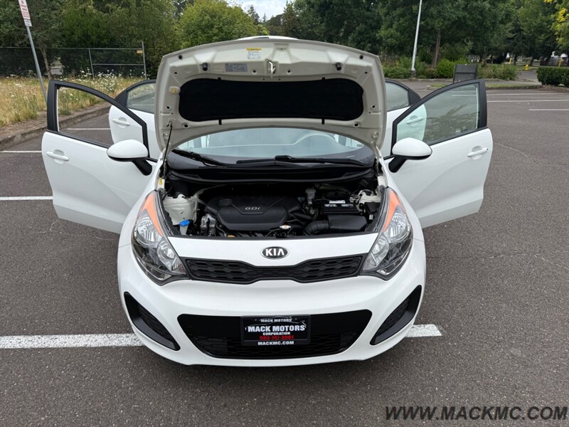 2014 Kia Rio 5-Door LX 1-Owner 78K Low Miles - Photo 24 - Hillsboro, OR 97123