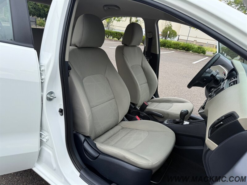 2014 Kia Rio 5-Door LX 1-Owner 78K Low Miles - Photo 18 - Hillsboro, OR 97123