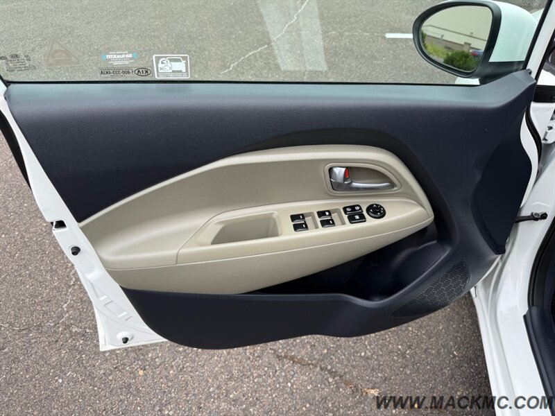 2014 Kia Rio 5-Door LX 1-Owner 78K Low Miles - Photo 23 - Hillsboro, OR 97123