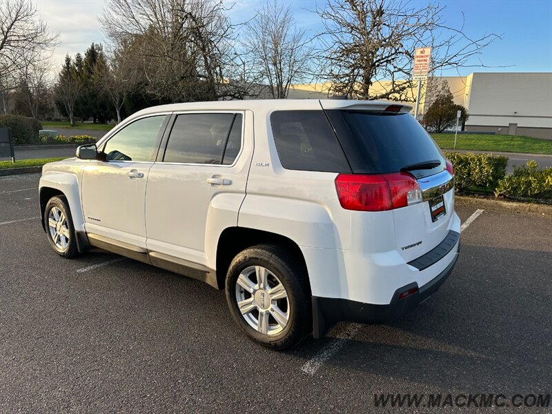 2015 GMC Terrain SLE-1   - Photo 9 - Hillsboro, OR 97123