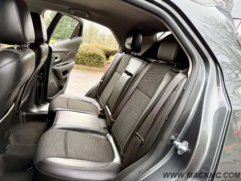 2016 Buick Encore Back Up Camera Low Miles Leather   - Photo 18 - Hillsboro, OR 97123