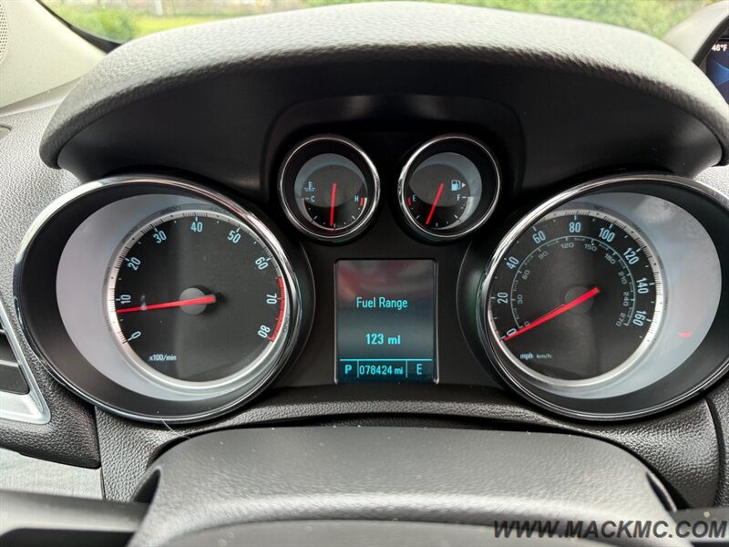 2016 Buick Encore Back Up Camera Low Miles Leather   - Photo 12 - Hillsboro, OR 97123