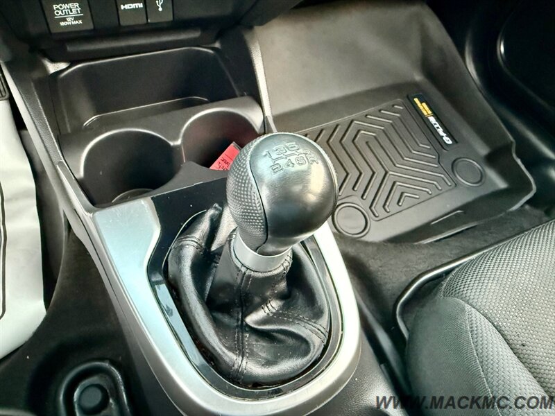 2015 Honda Fit EX 1-Owner 55K Low Miles 6-Speed 37-MPG - Photo 15 - Hillsboro, OR 97123