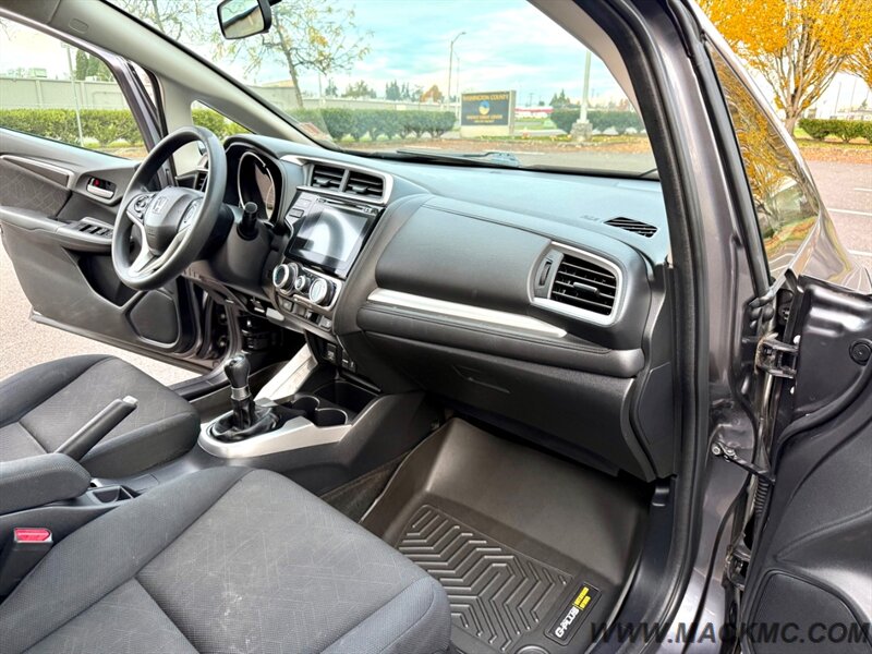 2015 Honda Fit EX 1-Owner 55K Low Miles 6-Speed 37-MPG - Photo 2 - Hillsboro, OR 97123