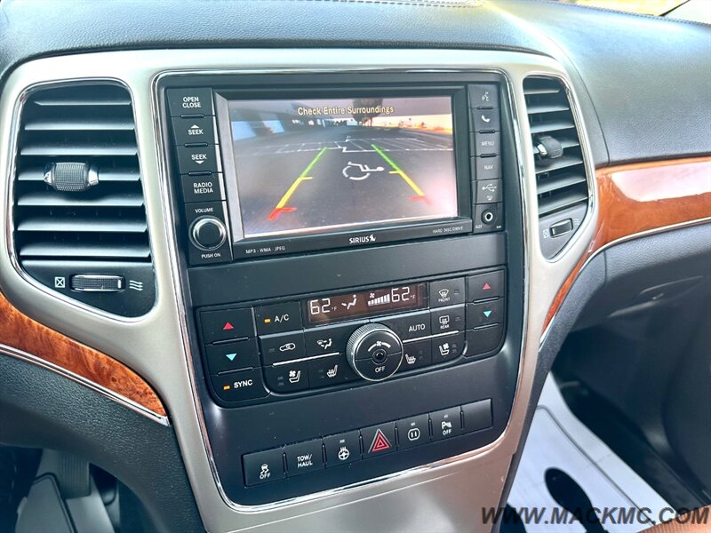 2012 Jeep Grand Cherokee Overland   - Photo 27 - Hillsboro, OR 97123