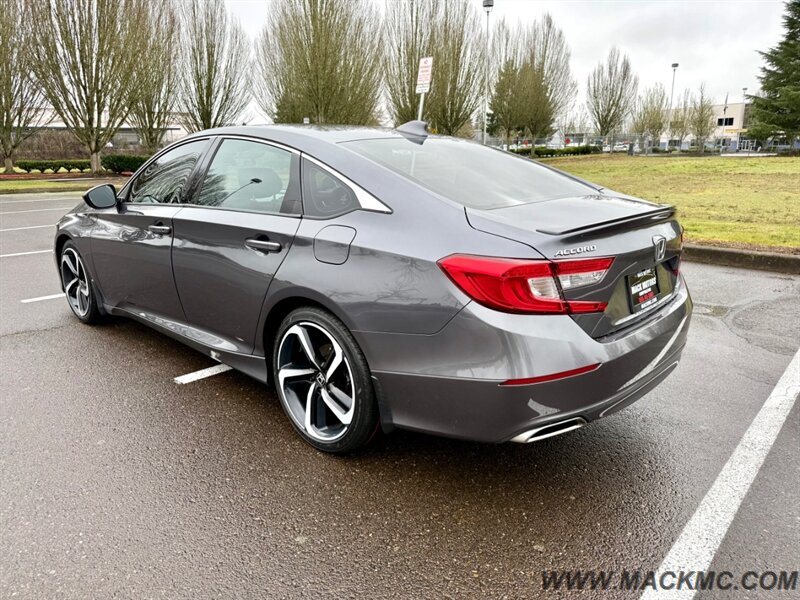 2018 Honda Accord Sport New Tires Back Up Camera 35-MPG   - Photo 10 - Hillsboro, OR 97123