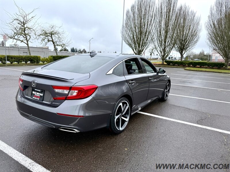 2018 Honda Accord Sport New Tires Back Up Camera 35-MPG   - Photo 8 - Hillsboro, OR 97123