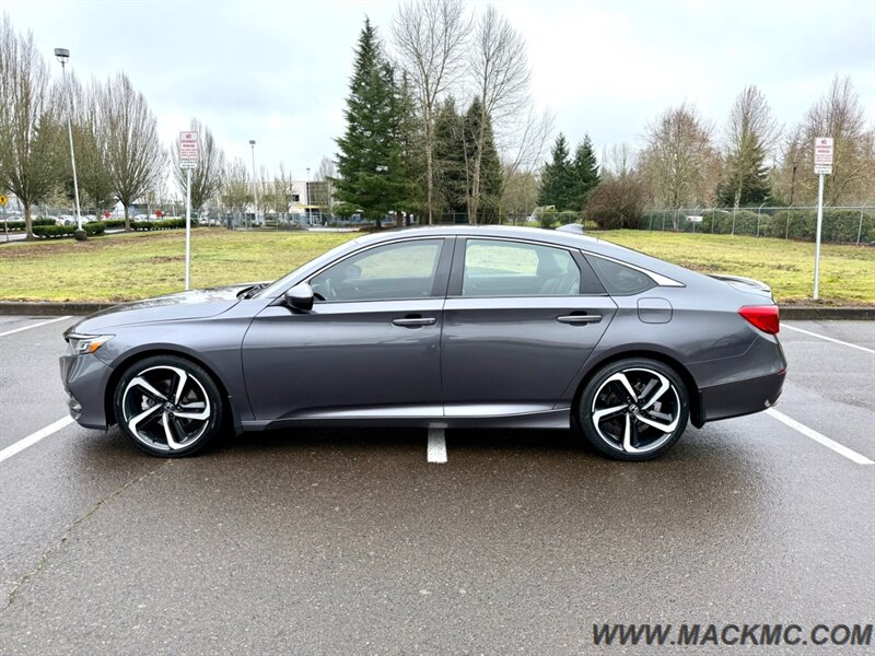 2018 Honda Accord Sport New Tires Back Up Camera 35-MPG   - Photo 3 - Hillsboro, OR 97123