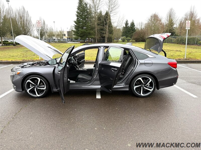 2018 Honda Accord Sport New Tires Back Up Camera 35-MPG   - Photo 26 - Hillsboro, OR 97123