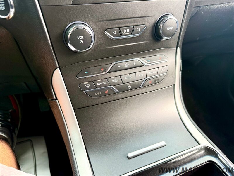 2020 Ford Edge SEL Loaded Leather Back Up Camera - Photo 17 - Hillsboro, OR 97123