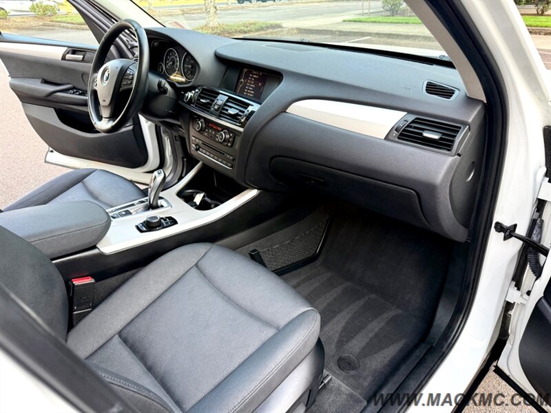 2014 BMW X3 xDrive28i 76K Low Miles AWD Loaded - Photo 2 - Hillsboro, OR 97123