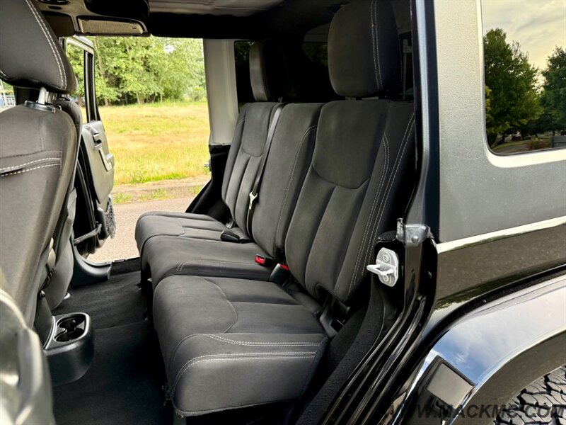 2018 Jeep Wrangler JK Unlimited Sahara triple Black Premium Wheels Hardtop   - Photo 21 - Hillsboro, OR 97123