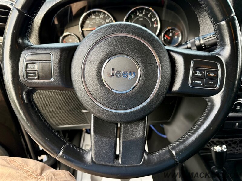 2018 Jeep Wrangler JK Unlimited Sahara triple Black Premium Wheels Hardtop   - Photo 12 - Hillsboro, OR 97123