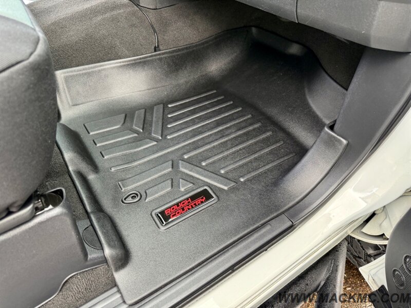 2012 Nissan Titan S 58K Low Miles Lifted Fuel wheels MT'S 4x4 - Photo 19 - Hillsboro, OR 97123