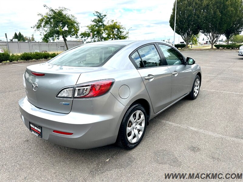 2013 Mazda Mazda3 i Sport   - Photo 6 - Hillsboro, OR 97123