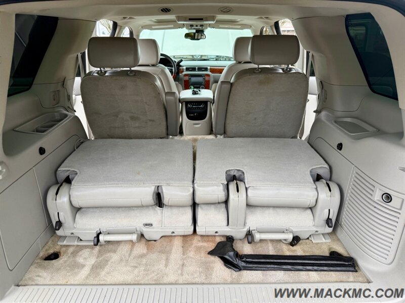 2007 Chevrolet Tahoe LTZ Loaded DVD 3RD Row 4x4   - Photo 21 - Hillsboro, OR 97123