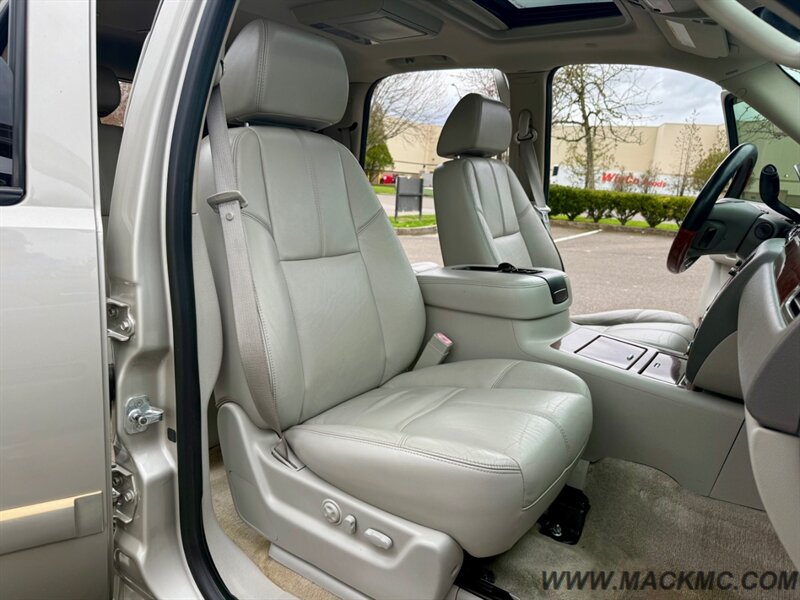 2007 Chevrolet Tahoe LTZ Loaded DVD 3RD Row 4x4   - Photo 17 - Hillsboro, OR 97123