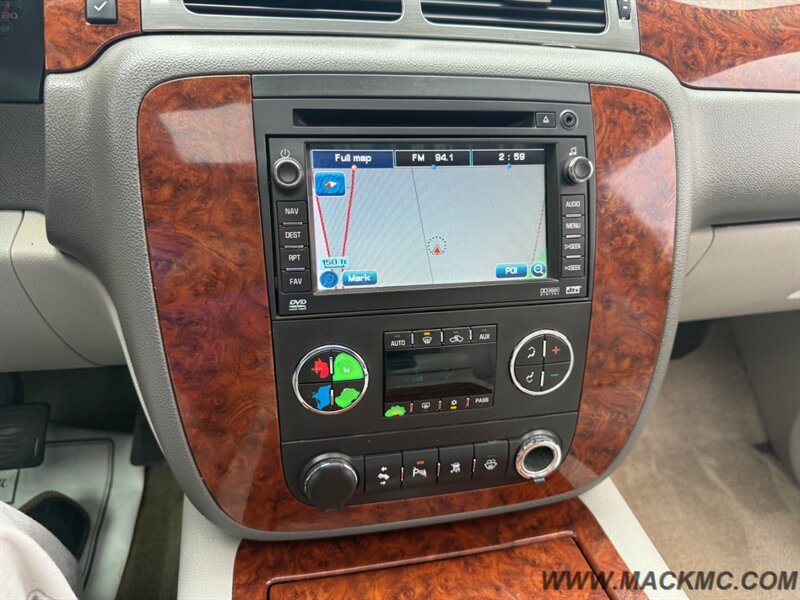 2007 Chevrolet Tahoe LTZ Loaded DVD 3RD Row 4x4   - Photo 13 - Hillsboro, OR 97123