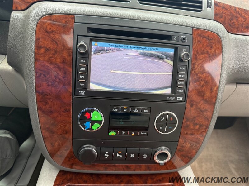 2007 Chevrolet Tahoe LTZ Loaded DVD 3RD Row 4x4   - Photo 14 - Hillsboro, OR 97123