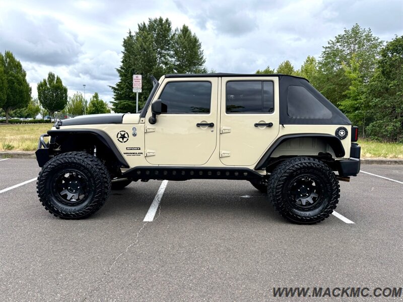 2011 Jeep Wrangler Sport Unlimited Lifted 35s MTs Light Bar Winch   - Photo 3 - Hillsboro, OR 97123