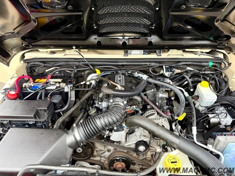2011 Jeep Wrangler Sport Unlimited Lifted 35s MTs Light Bar Winch   - Photo 33 - Hillsboro, OR 97123