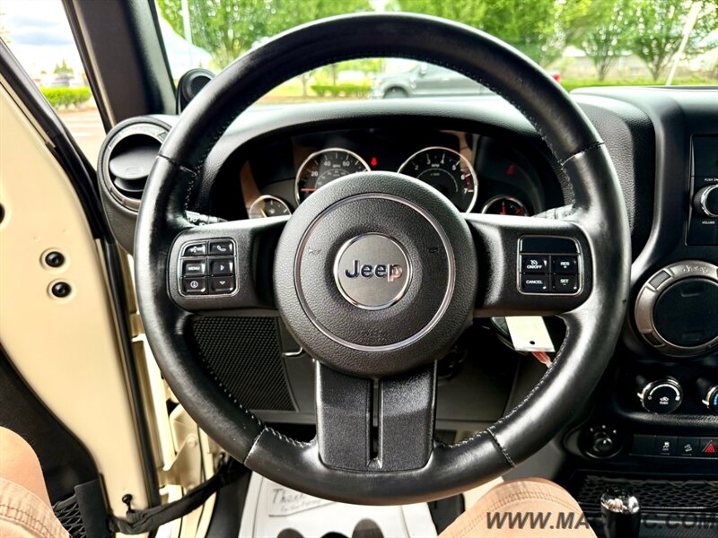 2011 Jeep Wrangler Sport Unlimited Lifted 35s MTs Light Bar Winch   - Photo 13 - Hillsboro, OR 97123
