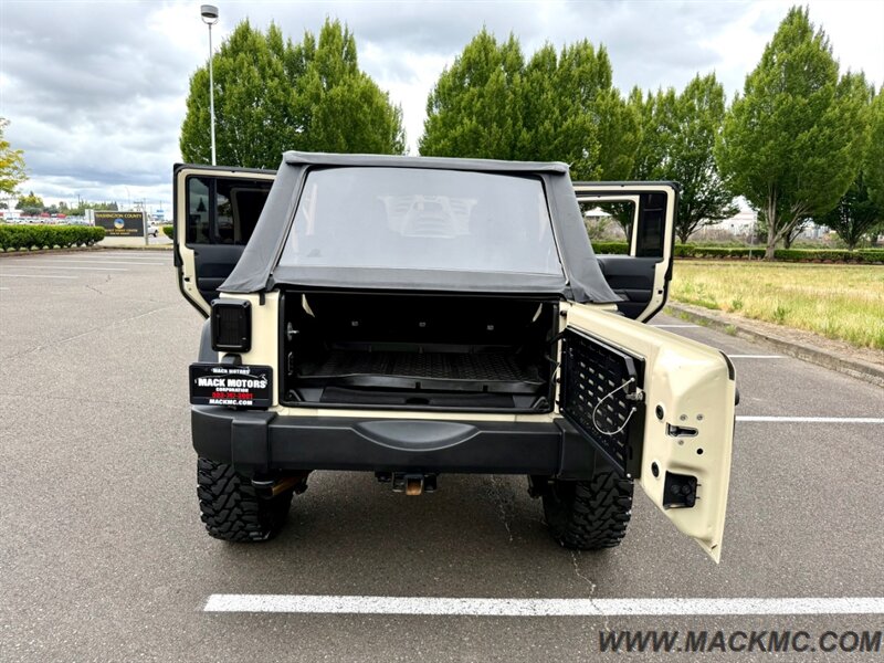 2011 Jeep Wrangler Sport Unlimited Lifted 35s MTs Light Bar Winch   - Photo 38 - Hillsboro, OR 97123