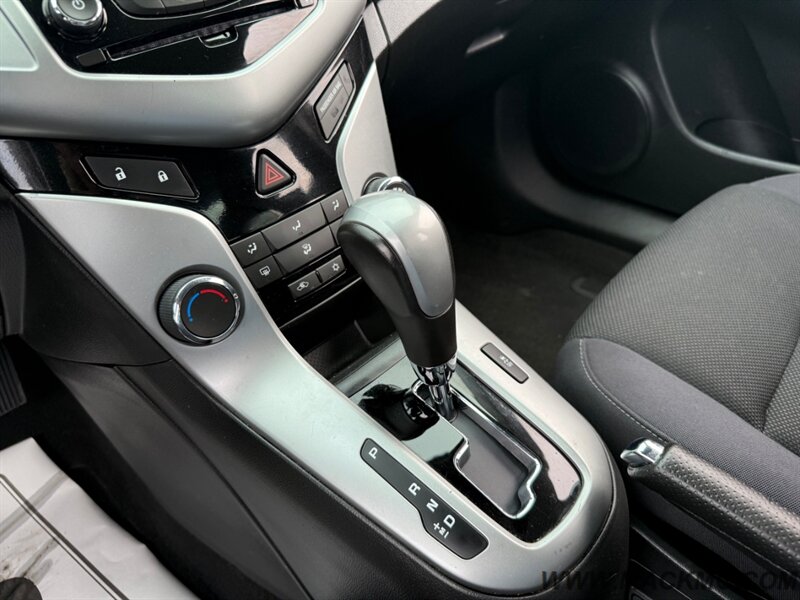 2014 Chevrolet Cruze 1LT Auto 103K Miles 38-MPG   - Photo 16 - Hillsboro, OR 97123