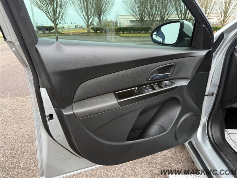 2014 Chevrolet Cruze 1LT Auto 103K Miles 38-MPG   - Photo 25 - Hillsboro, OR 97123