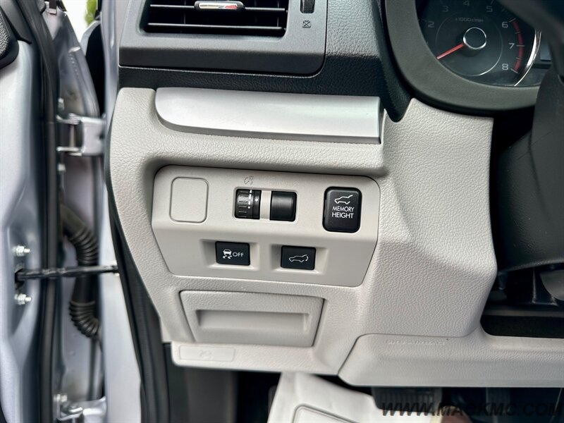 2015 Subaru Forester 2.5i Touring Leather Pano Roof 32-MPG - Photo 27 - Hillsboro, OR 97123