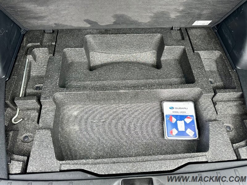 2015 Subaru Forester 2.5i Touring Leather Pano Roof 32-MPG - Photo 24 - Hillsboro, OR 97123