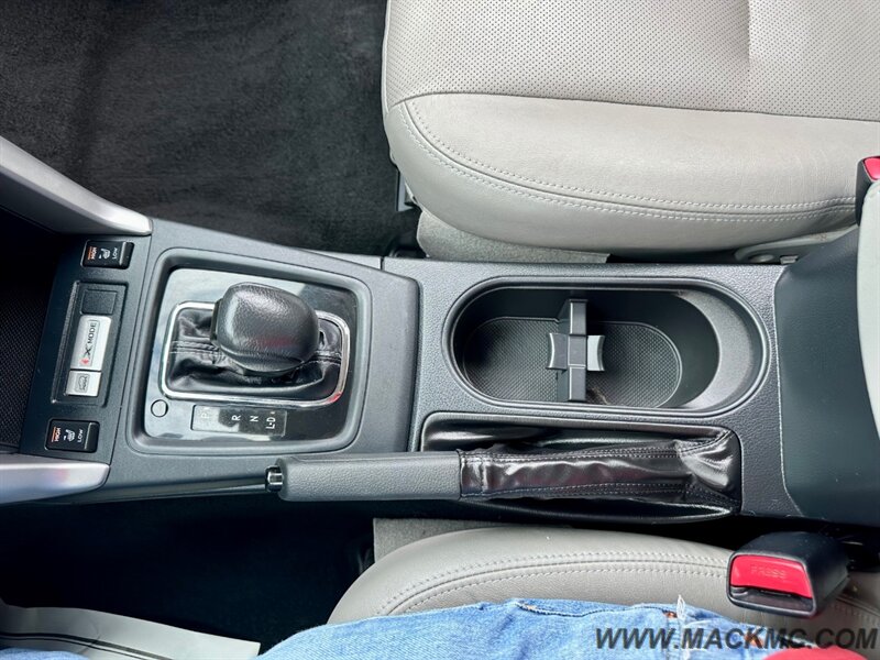 2015 Subaru Forester 2.5i Touring Leather Pano Roof 32-MPG - Photo 13 - Hillsboro, OR 97123