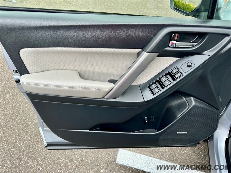 2015 Subaru Forester 2.5i Touring Leather Pano Roof 32-MPG - Photo 31 - Hillsboro, OR 97123