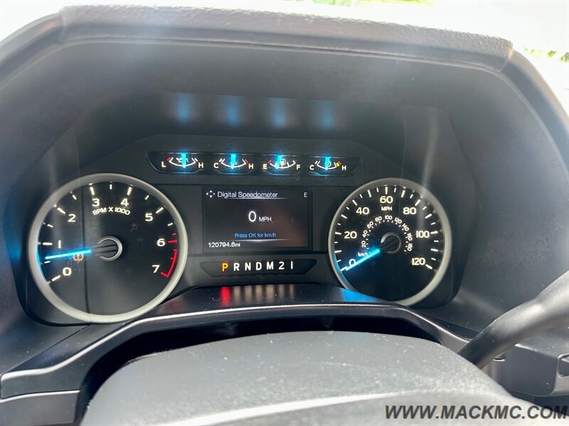 2016 Ford F-150 XLT SuperCrew 4x4 V6 Tow Pack   - Photo 14 - Hillsboro, OR 97123