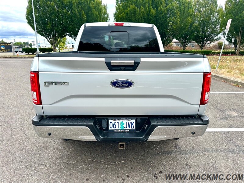 2016 Ford F-150 XLT SuperCrew 4x4 V6 Tow Pack   - Photo 7 - Hillsboro, OR 97123
