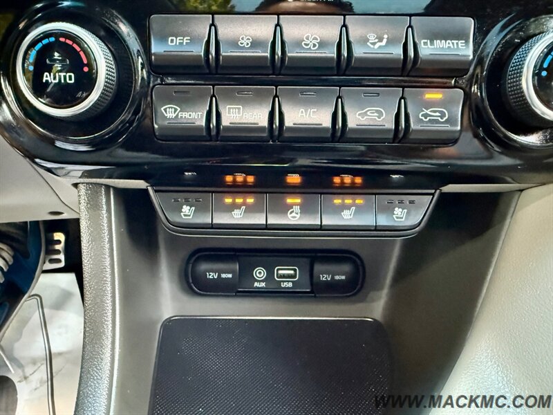 2017 Kia Sportage SX Turbo Loaded Leather Pano Roof Low Miles - Photo 16 - Hillsboro, OR 97123