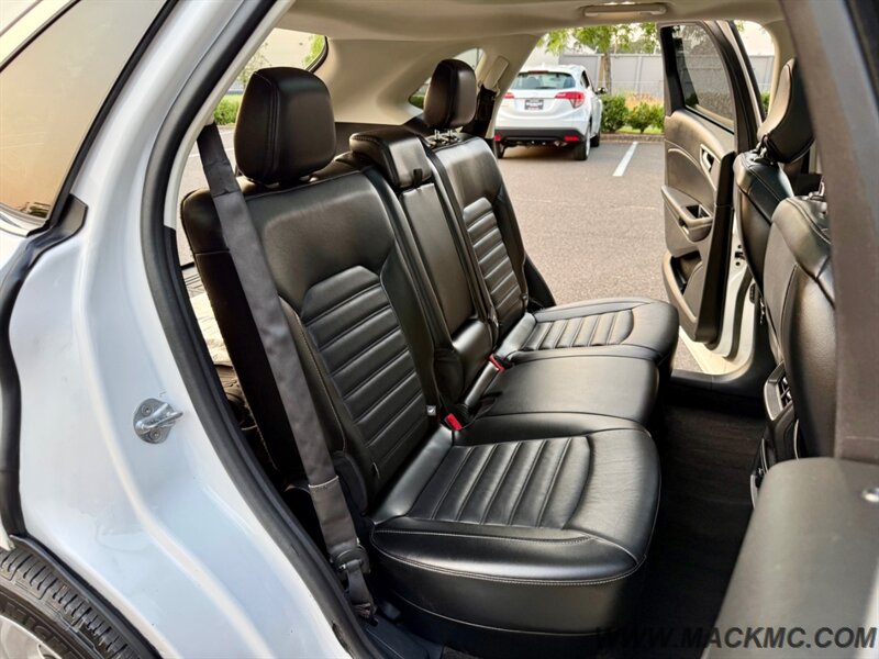 2016 Ford Edge SEL Loaded Leather Heated Seats RV Set-Up - Photo 22 - Hillsboro, OR 97123