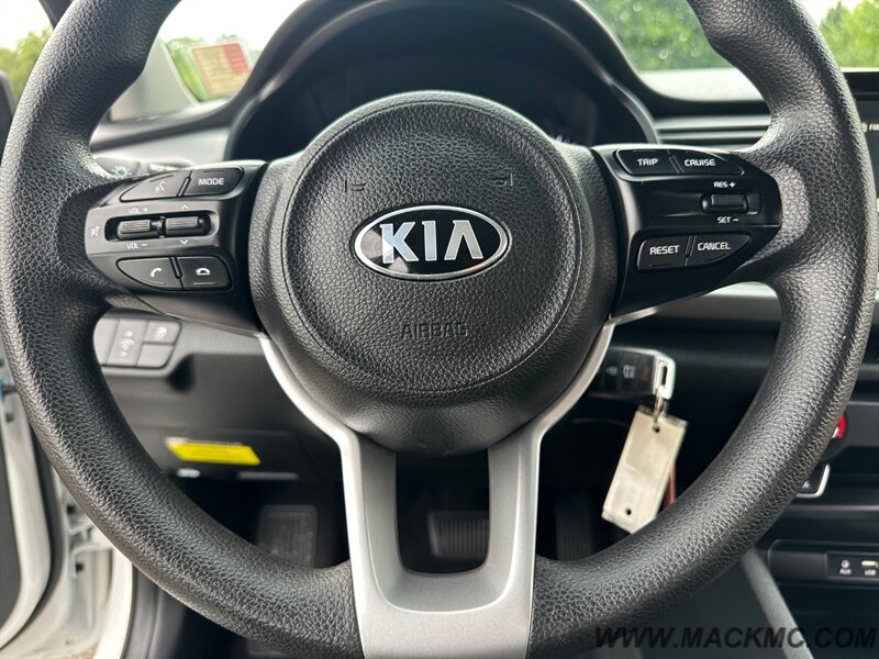 2020 Kia Rio S   - Photo 14 - Hillsboro, OR 97123