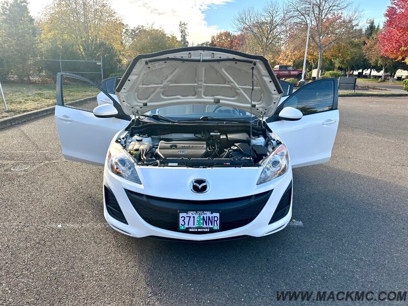 2010 Mazda Mazda3 i Touring   - Photo 24 - Hillsboro, OR 97123