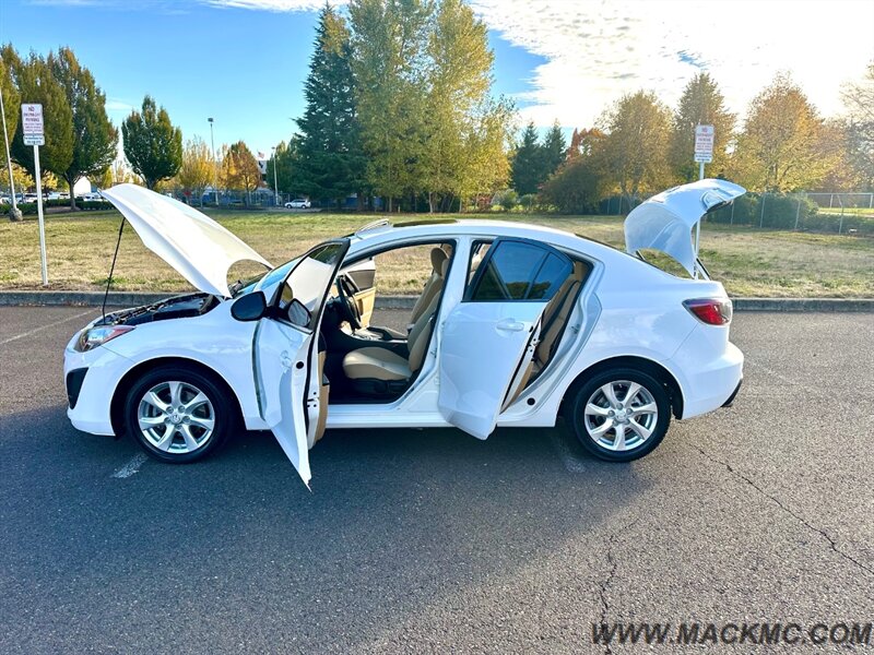 2010 Mazda Mazda3 i Touring   - Photo 27 - Hillsboro, OR 97123