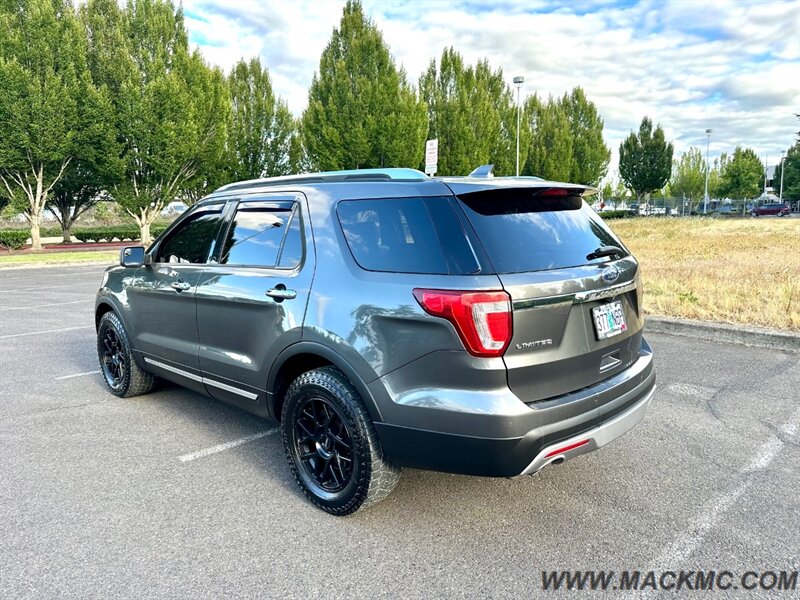 2017 Ford Explorer Limited   - Photo 10 - Hillsboro, OR 97123