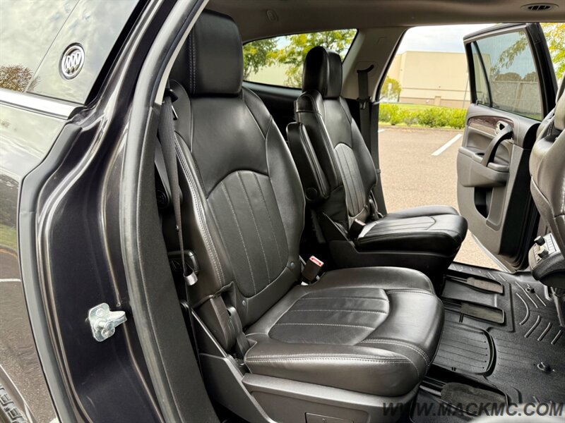 2016 Buick Enclave Premium 3RD Row 1-Owner AWD   - Photo 23 - Hillsboro, OR 97123