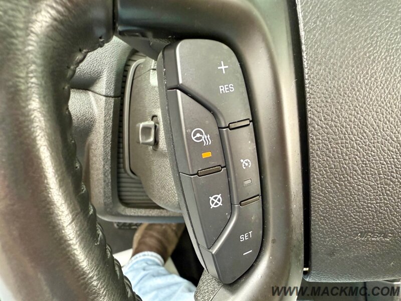 2016 Buick Enclave Premium 3RD Row 1-Owner AWD   - Photo 14 - Hillsboro, OR 97123