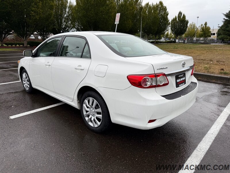2013 Toyota Corolla LE New Tires Low Miles 34-MPG   - Photo 9 - Hillsboro, OR 97123