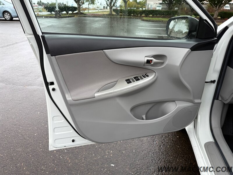 2013 Toyota Corolla LE New Tires Low Miles 34-MPG   - Photo 12 - Hillsboro, OR 97123