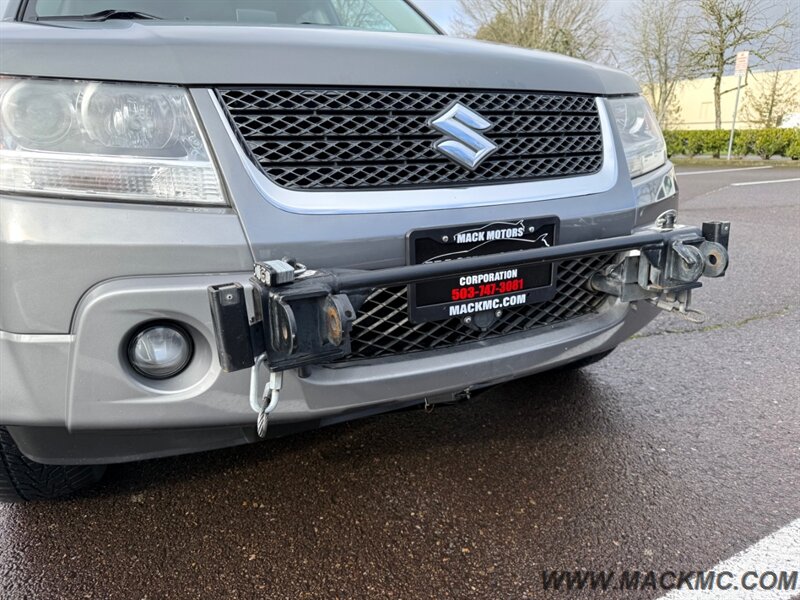 2010 Suzuki Grand Vitara XSport 4x4 1-Owner RV Tow Hook   - Photo 4 - Hillsboro, OR 97123